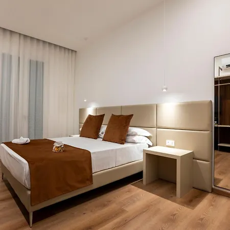 Affittacamere Gallery Luxury 3*