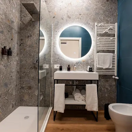 Affittacamere Gallery Luxury 3*