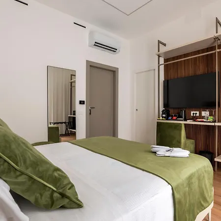 Gallery Luxury 3*