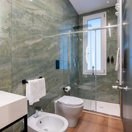 Affittacamere Gallery Luxury 3*